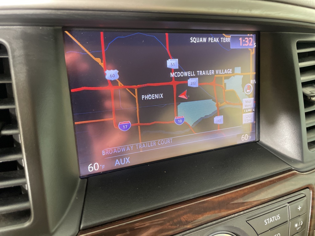2014 Nissan Pathfinder SL photo 24