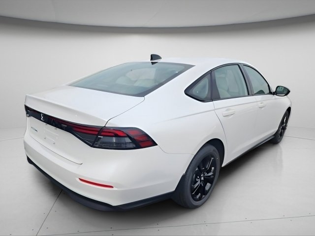 2025 Honda Accord SE photo 5