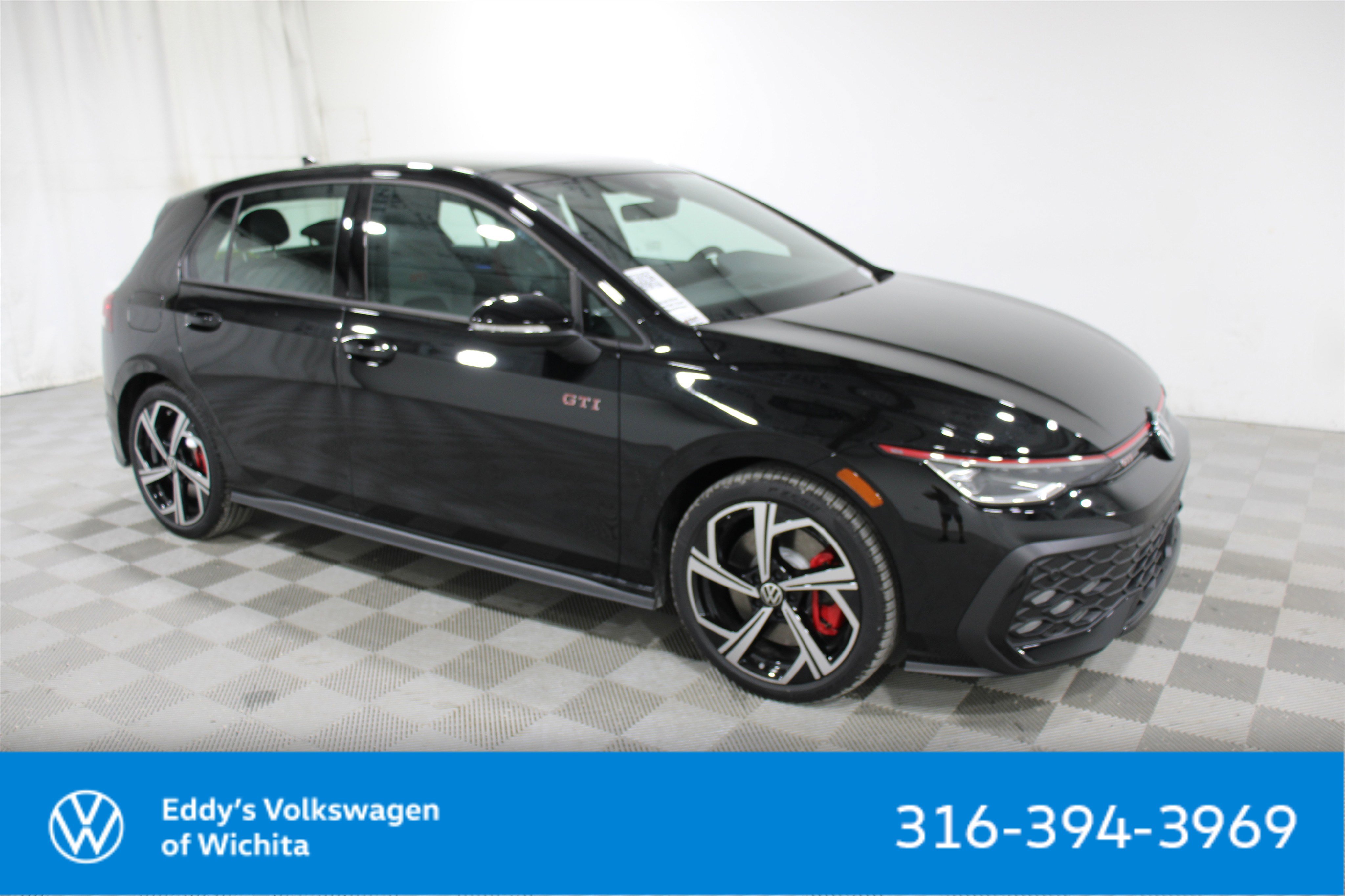 2025 Volkswagen Golf GTI SE's photo