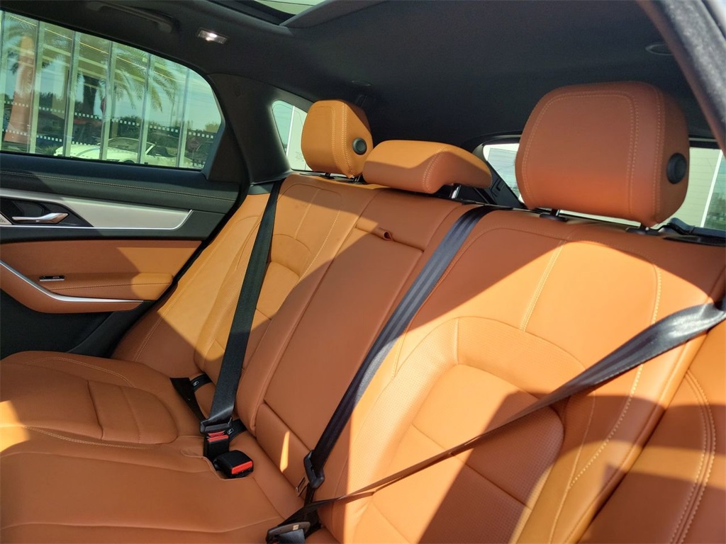 2026 Jaguar F-PACE P250 R-Dynamic S photo 14