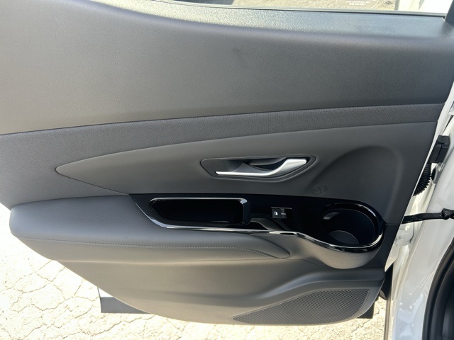 2026 Hyundai Santa Cruz XRT photo 2