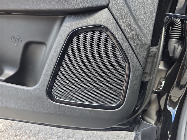2025 Jeep Compass Latitude photo 11