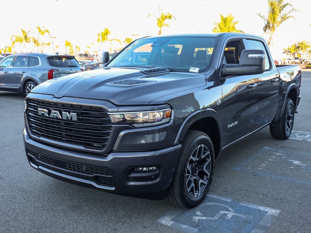 New 2026 Granite Crystal Metallic Clear-Coat Exterior Paint RAM Laramie image 7