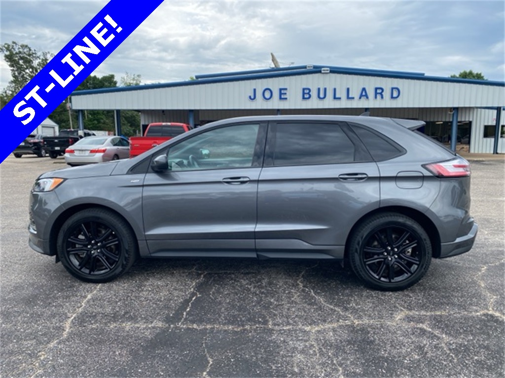 2024 Ford Edge ST photo 11