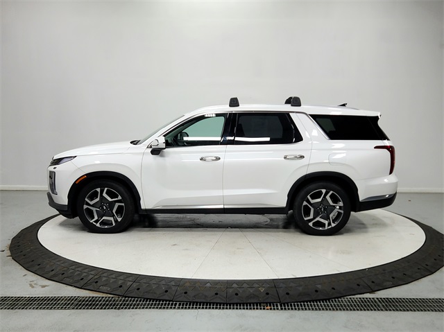 2023 Hyundai Palisade Limited photo 2