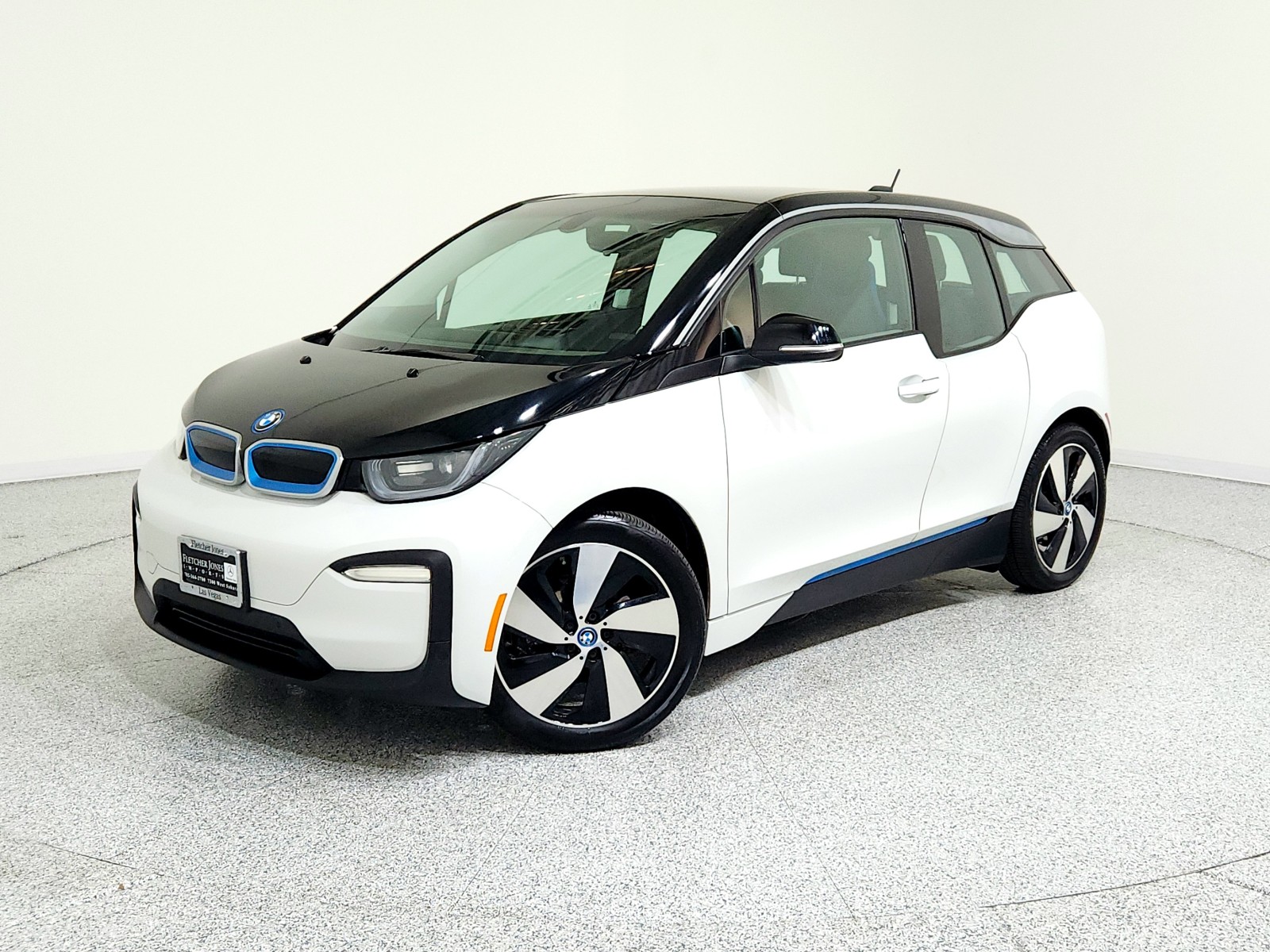 2018 BMW i3 Base's photo