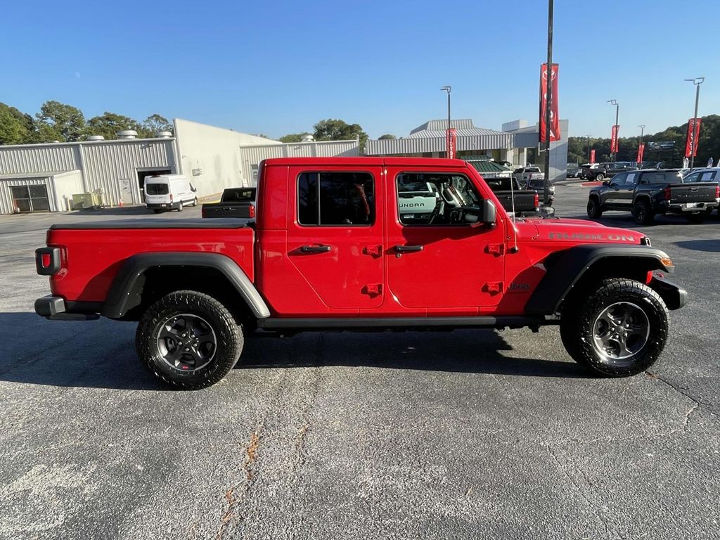 2023 Jeep Gladiator Rubicon photo 2
