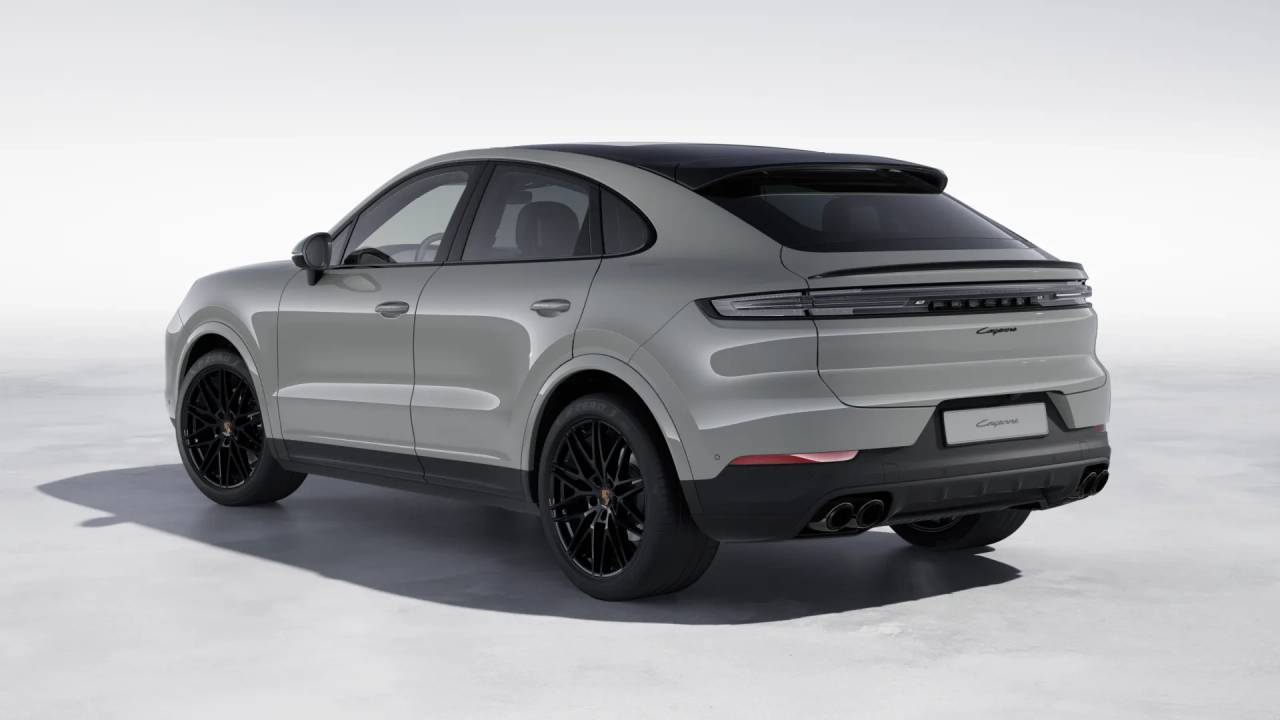 2026 Porsche Cayenne Coupe photo 3