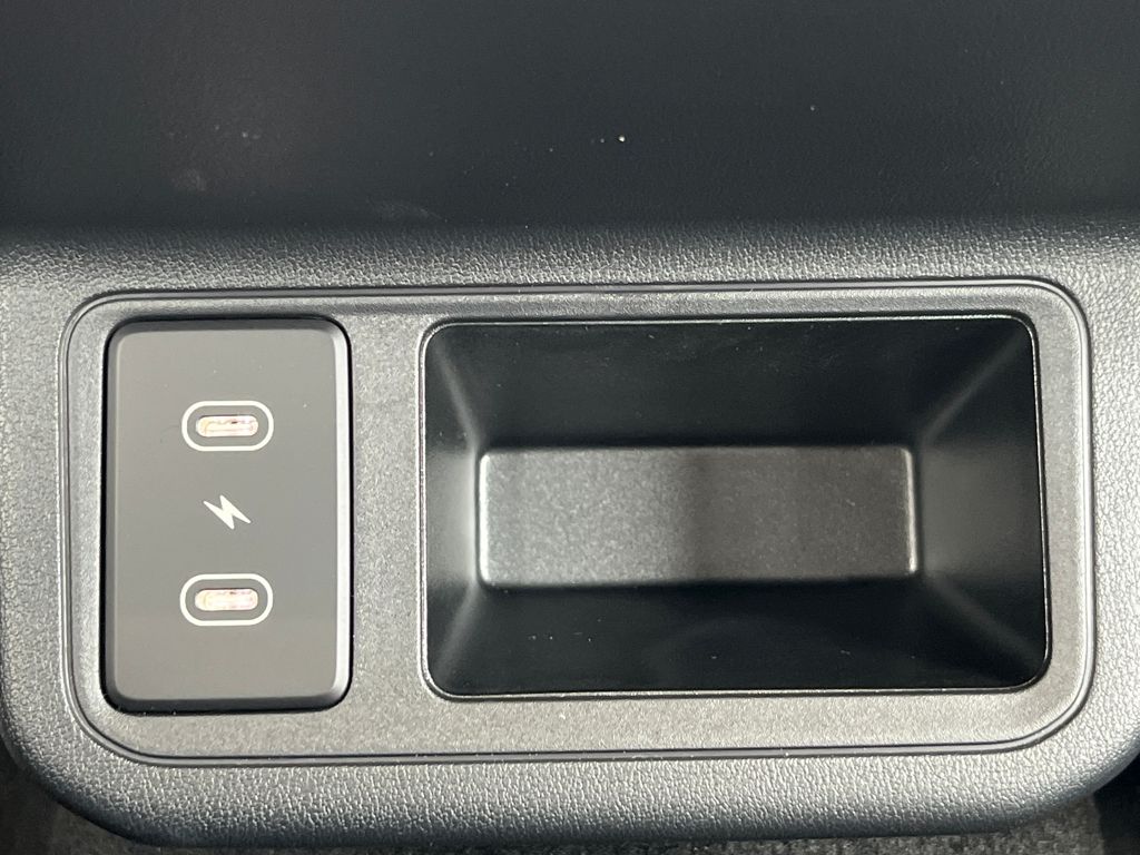 2025 Kia K4 LXS photo 30