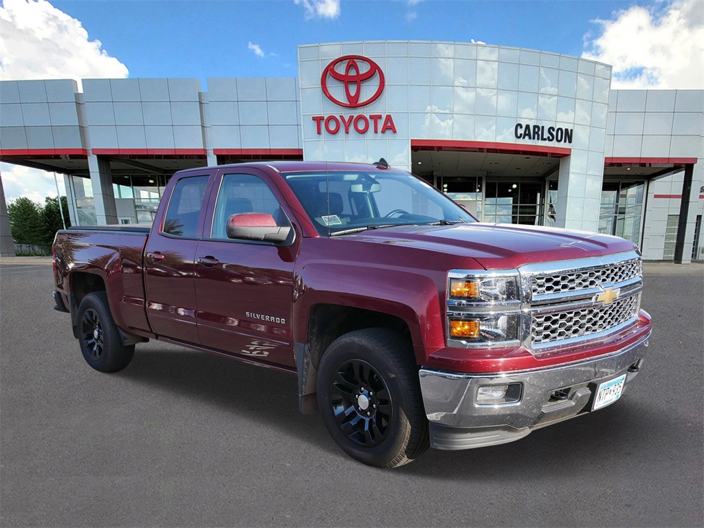 Used 2015 Chevrolet Silverado 1500 LT with VIN 1GCVKREC4FZ330493 for sale in Minneapolis, Minnesota