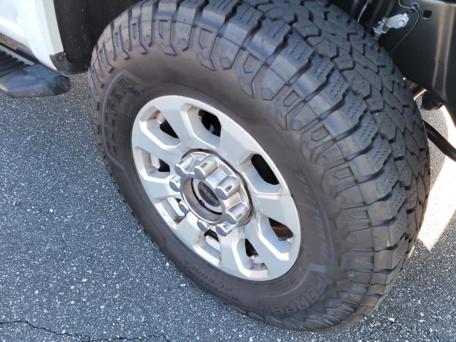 2024 Ford F-250 XLT photo 4