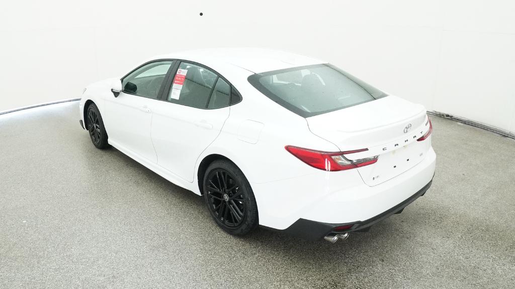 2025 Toyota Camry SE photo 13