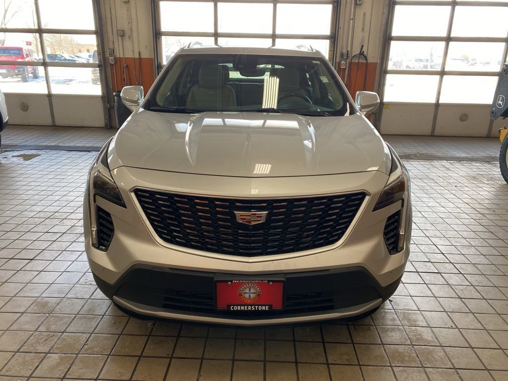 Used 2022 Cadillac XT4 Luxury with VIN 1GYFZDR43NF113212 for sale in Monticello, Minnesota