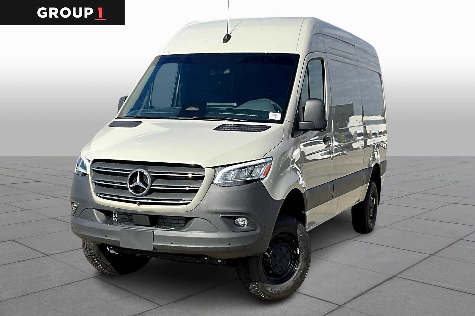 2026 Mercedes-Benz Sprinter Cargo Van Base's photo