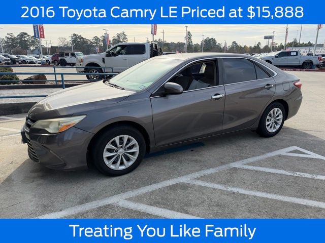 2016 Toyota Camry LE