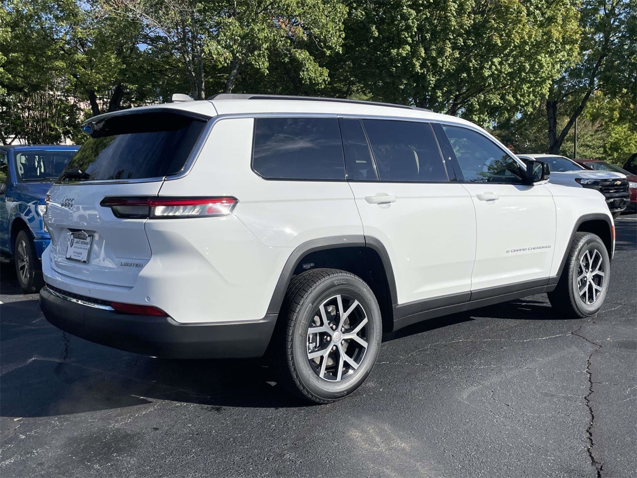 2025 Jeep Grand Cherokee Limited photo 4