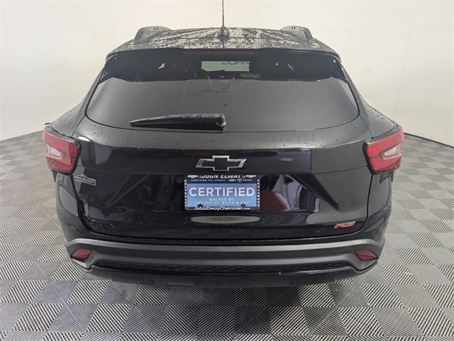 2024 Chevrolet Trax photo 2