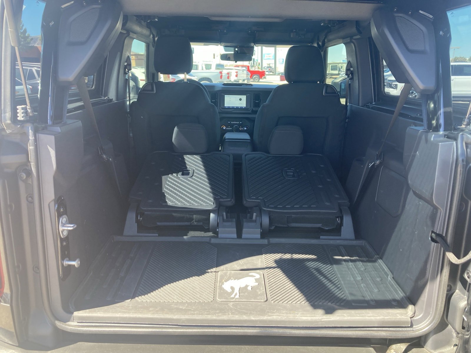 2023 Ford Bronco Base photo 32