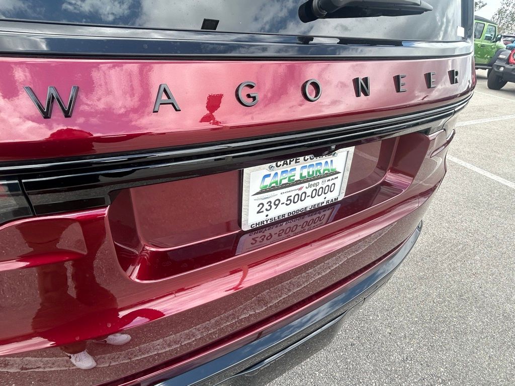 2025 Jeep Wagoneer Series II Carbide photo 29
