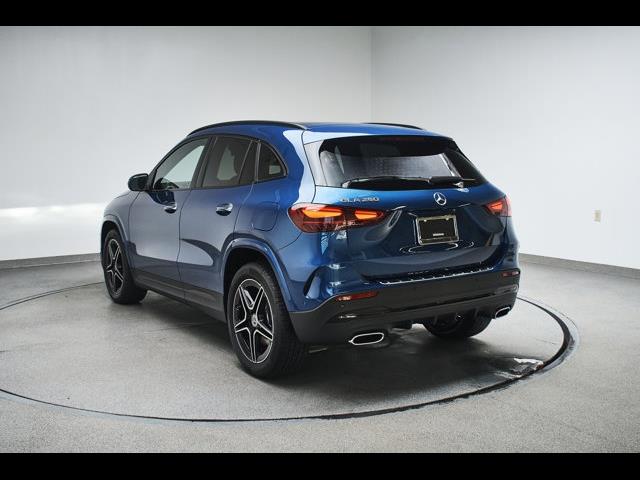 2024 Mercedes Benz GLA 250 photo 7