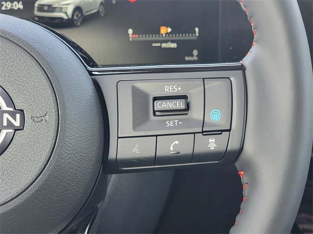 2025 Nissan Kicks SR photo 27