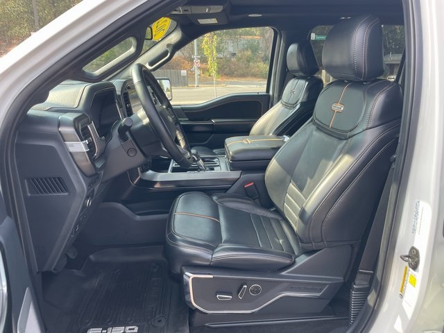 2022 Ford F-150 Platinum photo 2