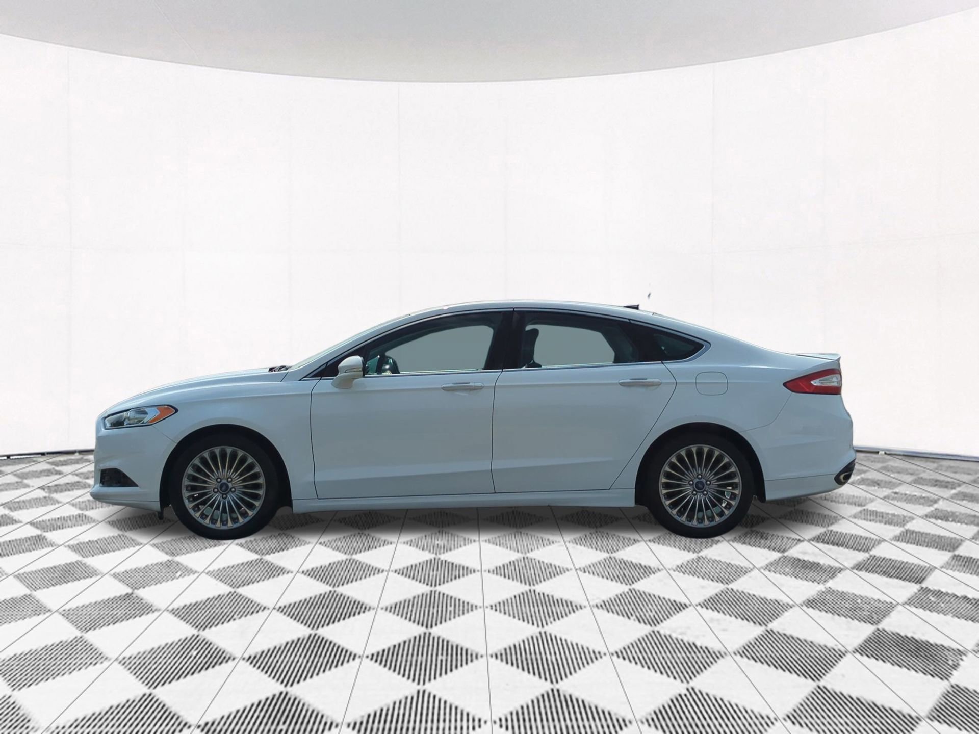 2014 Ford Fusion Titanium photo 4