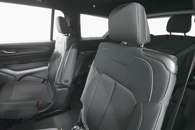 2025 Jeep Grand Cherokee Laredo X photo 24