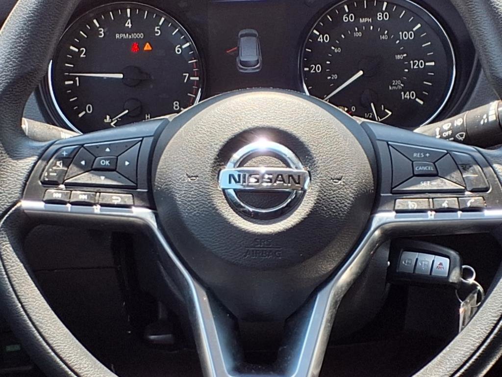 2021 Nissan Rogue Sport S photo 6