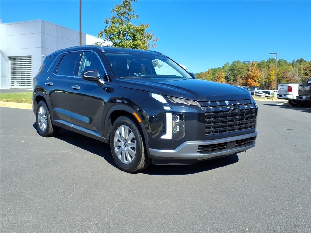 2025 Hyundai Palisade SEL photo 2