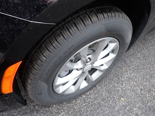 2026 Chrysler Pacifica photo 9