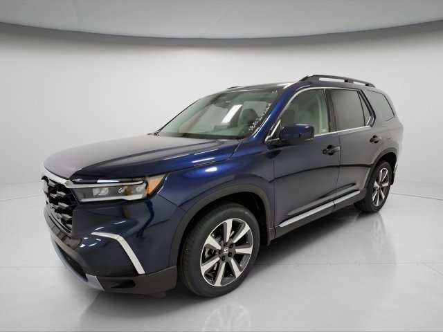 2025 Honda Pilot Touring photo 2