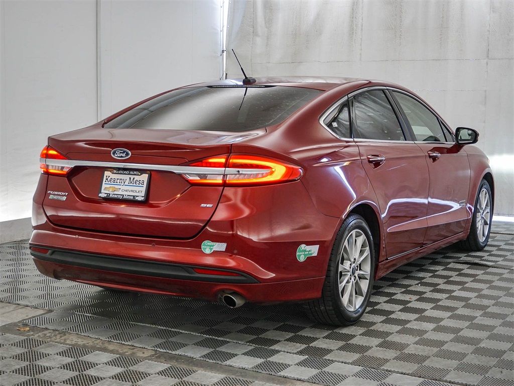 2017 Ford Fusion Energi SE photo 8
