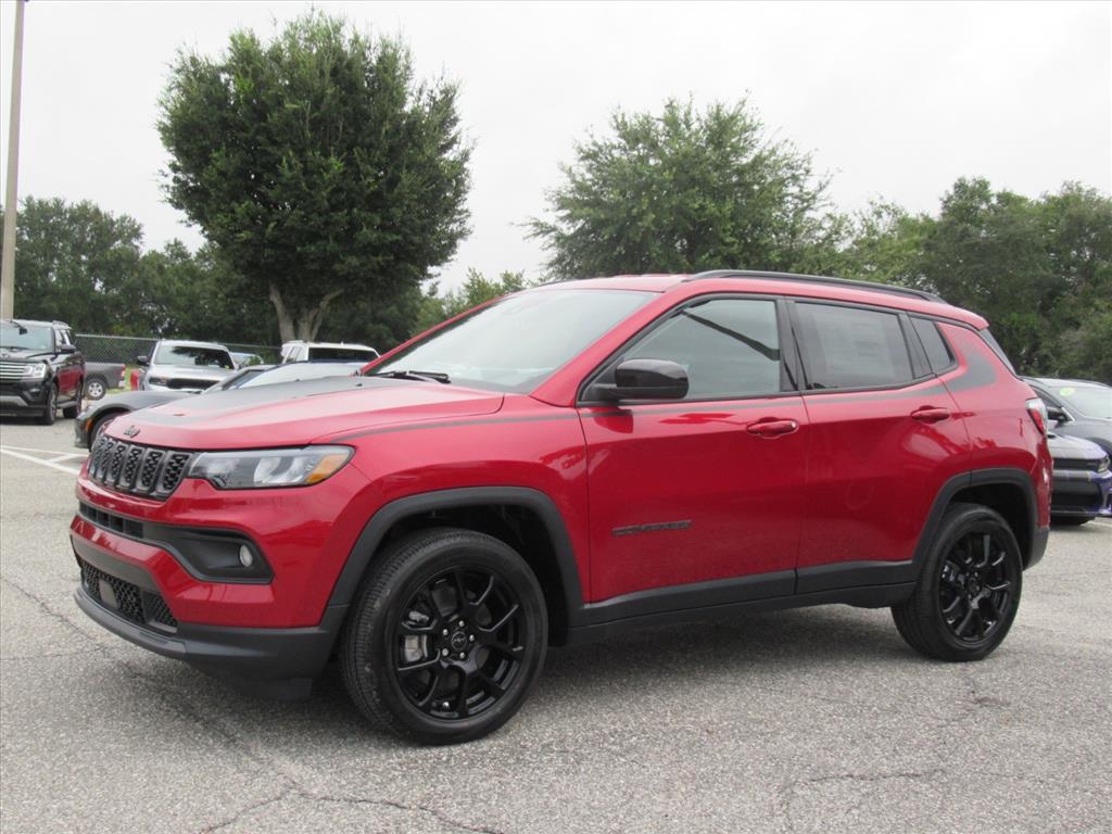 2026 Jeep Compass Latitude Altitude photo 2