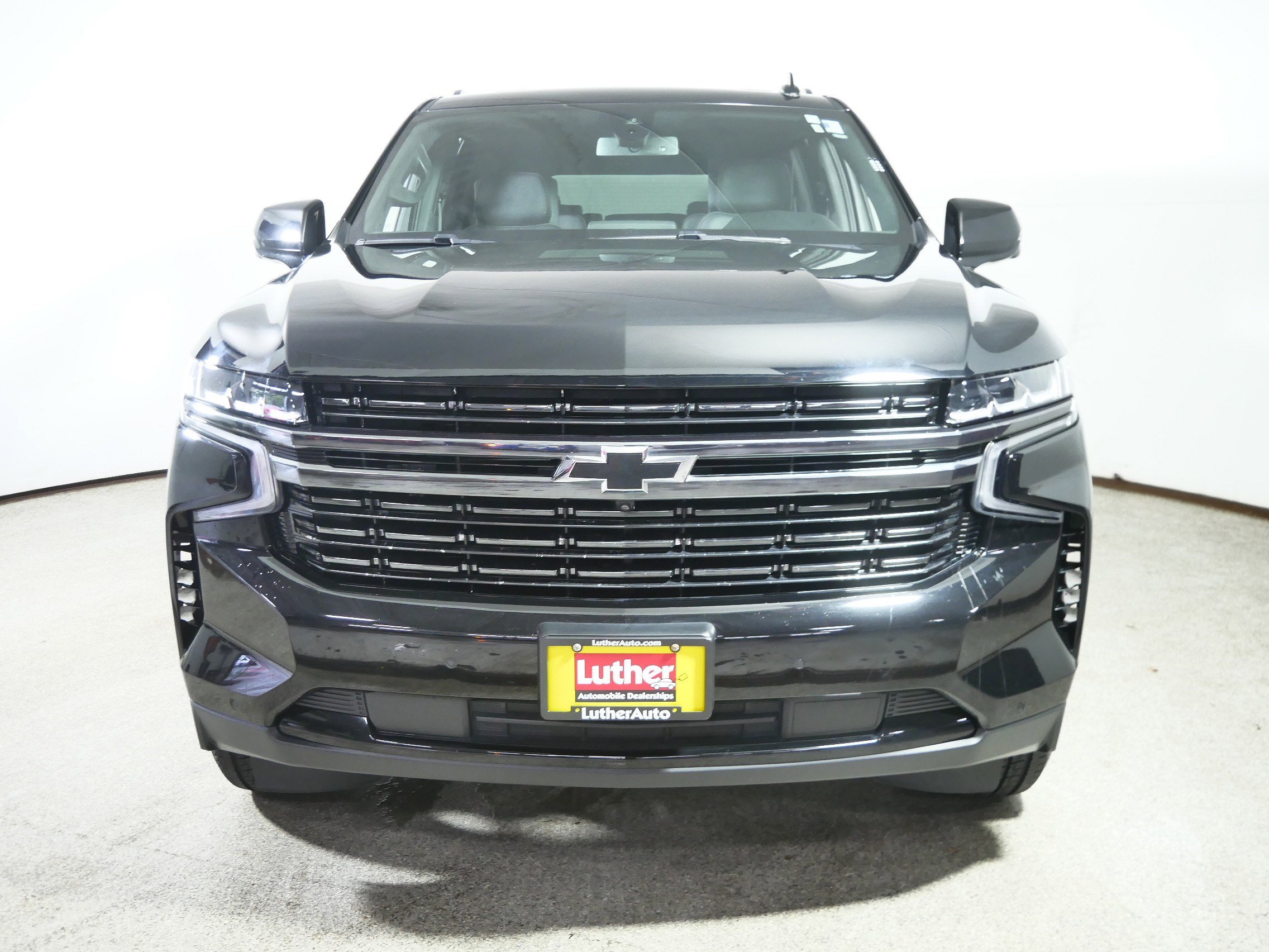 2021 Chevrolet Tahoe RST photo 2