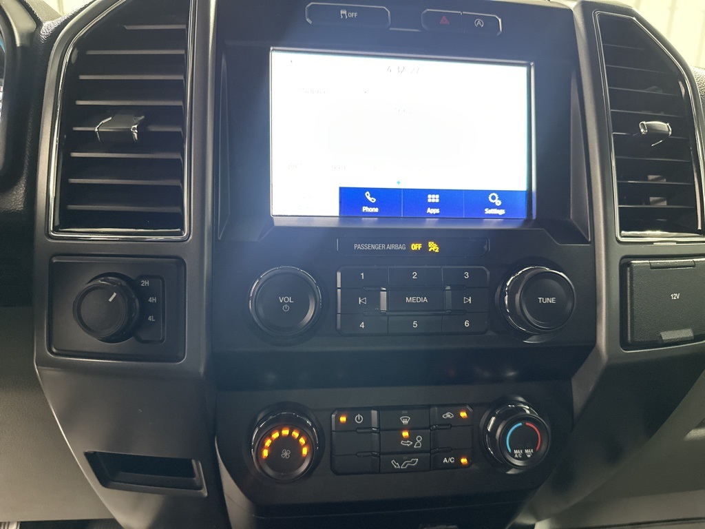 2020 Ford F-150 XLT photo 18