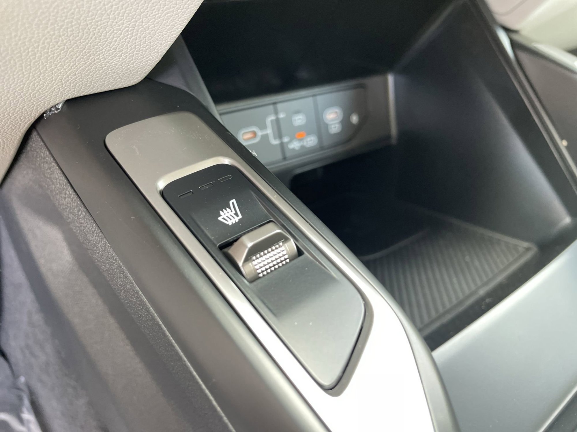 2025 Kia Sorento S photo 19