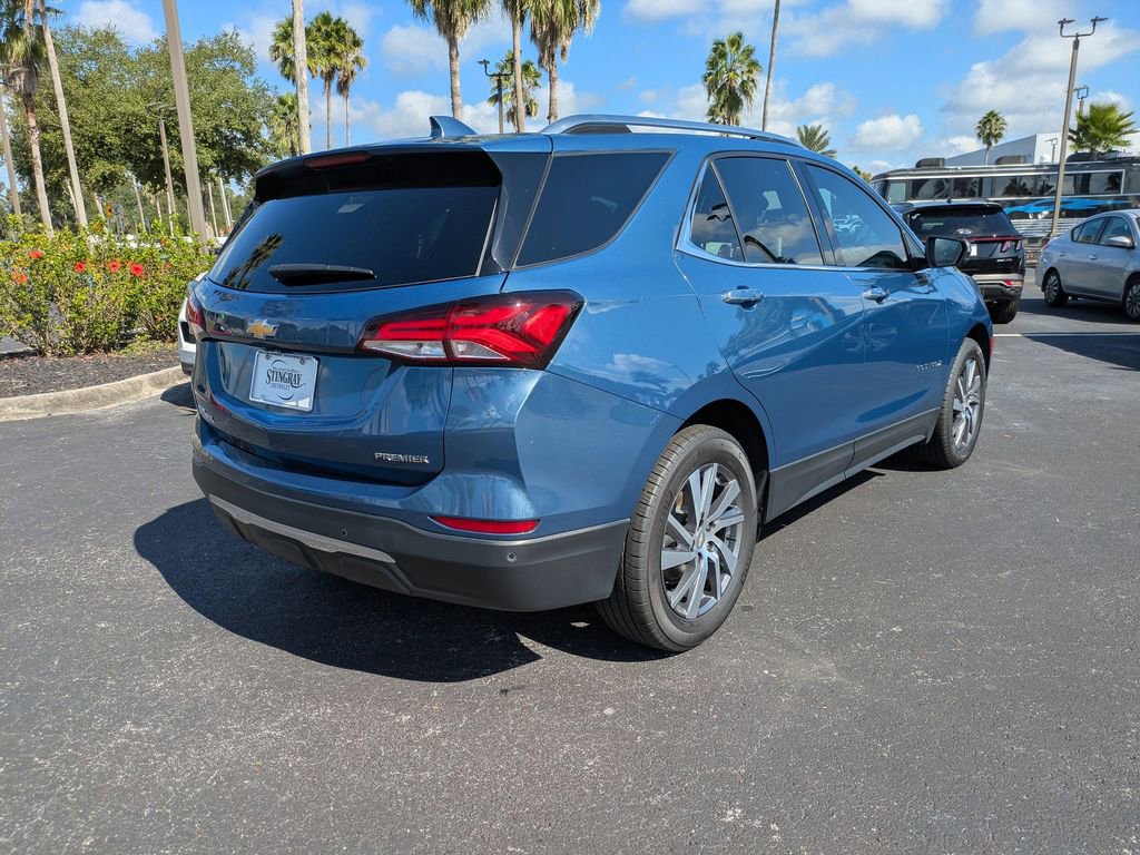 2024 Chevrolet Equinox Premier photo 2