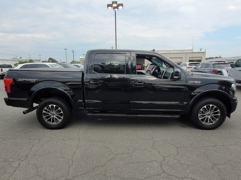 2020 Ford F-150 Lariat photo 2