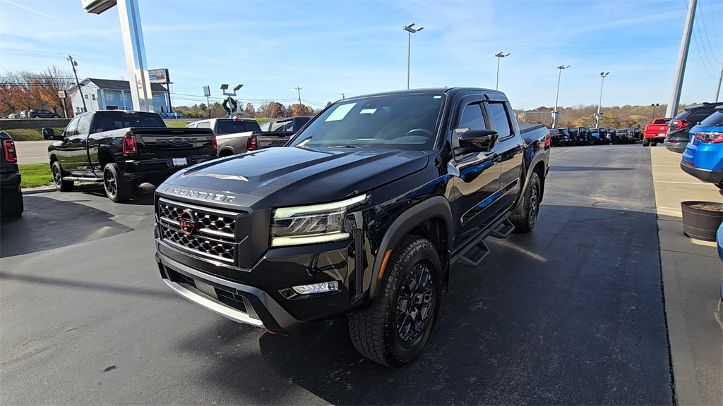 2024 Nissan Frontier PRO-4X photo 3