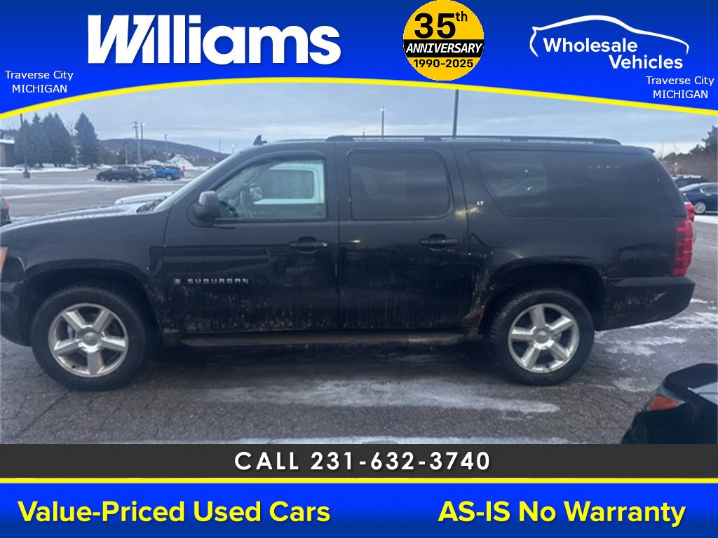 2008 Chevrolet Suburban LT's photo
