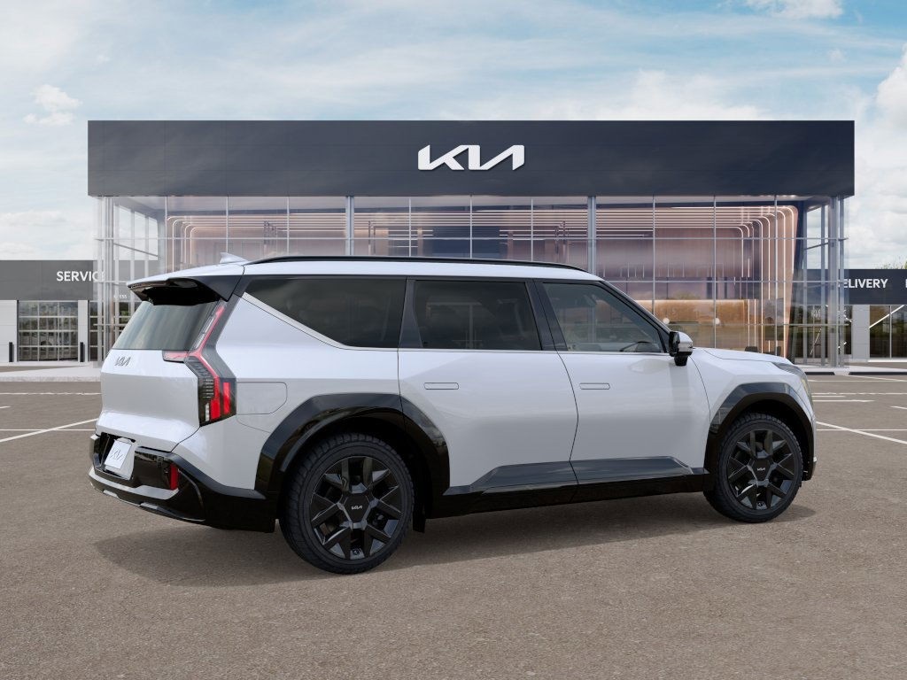 2026 Kia EV9 Land photo 3