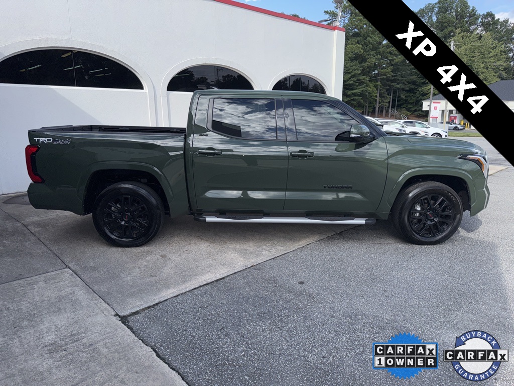 2022 Toyota Tundra SR5 CrewMax photo 3