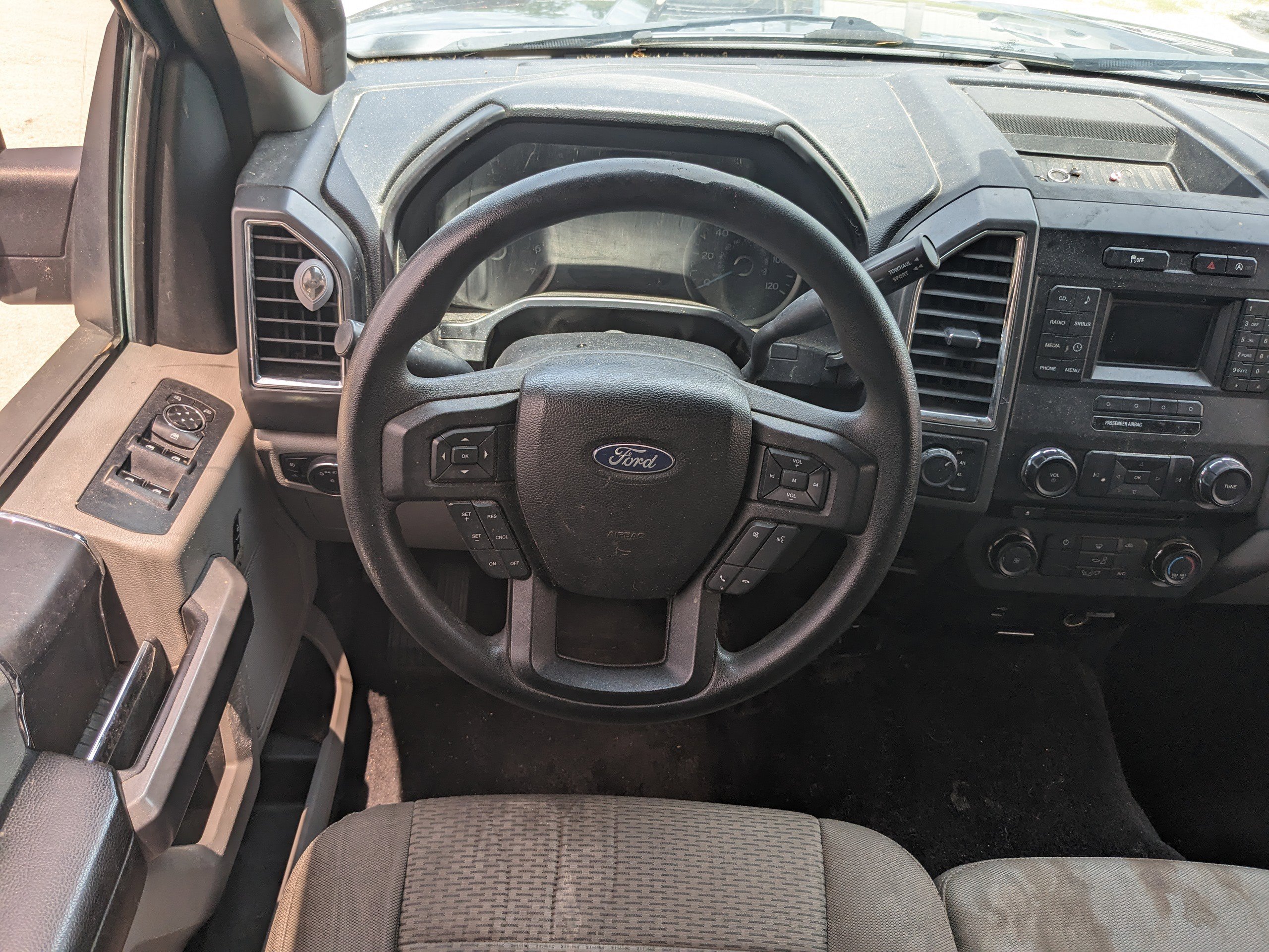 2017 Ford F-150 XLT photo 11