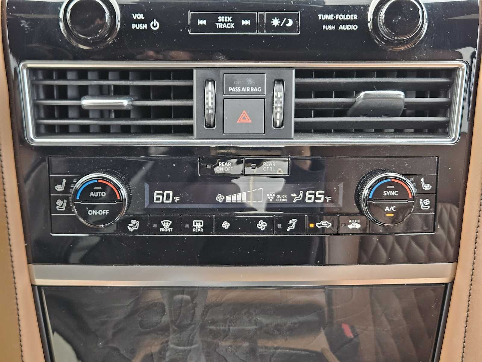 2023 Infiniti QX80 Sensory photo 15