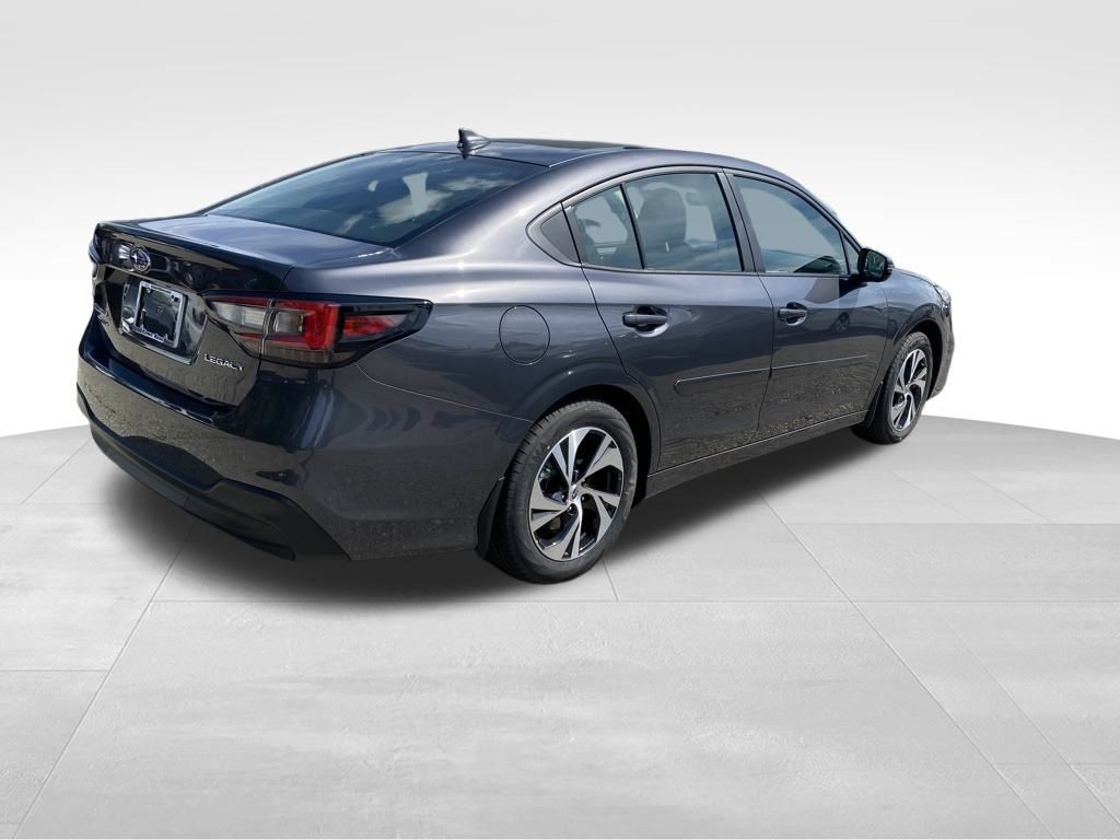 2025 Subaru Legacy Premium photo 4