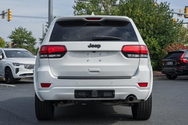 2021 Jeep Grand Cherokee Laredo photo 3