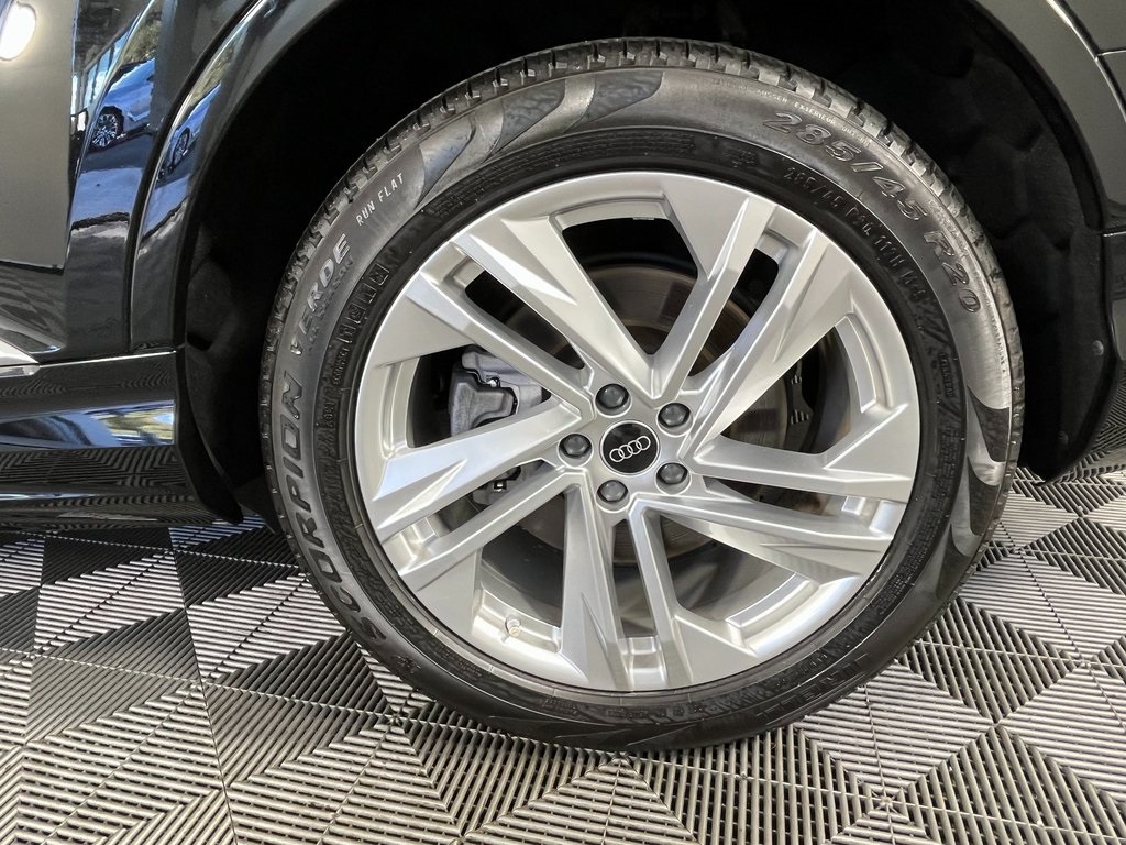 2023 Audi Q7 55 Prestige photo 11