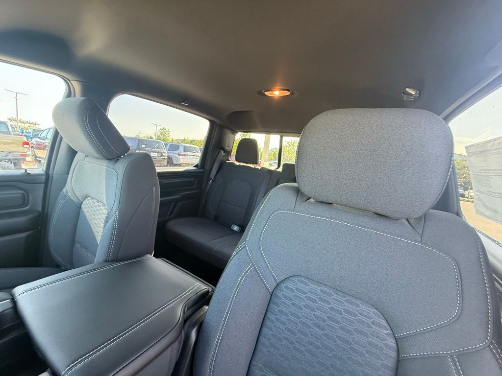 2025 Ram 1500 Tradesman photo 21