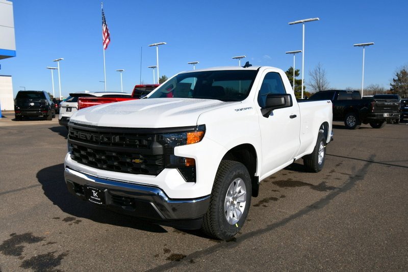 2026 Chevrolet Silverado 1500 photo 2